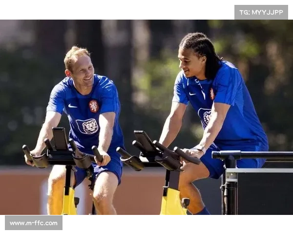 阿克与斯通斯长期伤缺，曼城后防告急